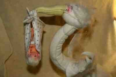 RARE 1982 ANNALEE 18" HIGH STORK WITH BABY AND ORIG. TAG