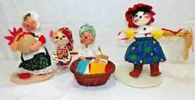 4 ANNALEE DOLLS, 05 BURGERS,98 SNOWFLAKES 7",92 POINSETTIA 7",96 SUDS-O WASHER 6