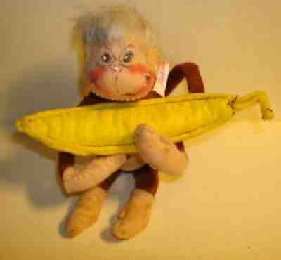 Vintage 1965 Annalee Smiley Face Boy Monkey With Banana