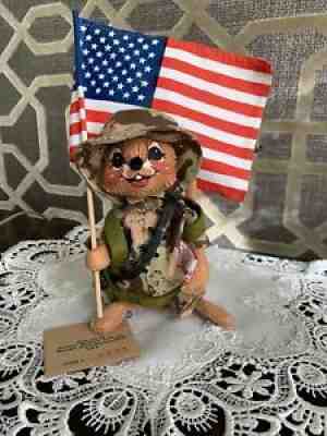 VTG ~1991 ANNALEE 7â? Mobilitee Army Mouse Doll Military Patriotic Flag #9931 EUC