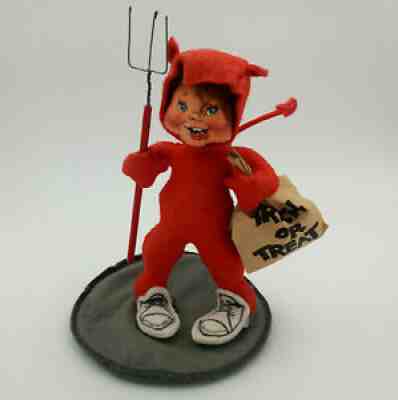 ANNALEE Halloween RED DEVIL Trick Treat 7" DOLL FIGURINE Bendable PITCH FORK Bag