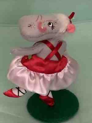 Annalee 12 Days of Christmas 8" Nine Ladies Dancing Hippo 944813