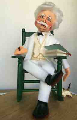 Annalee Mark Twain1986 Club figure with display case
