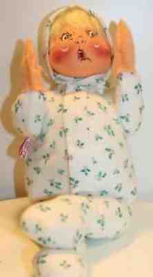 Annalee Pajama Kid Suprise Face 1990 14" Long PJ Child Holly Outfit