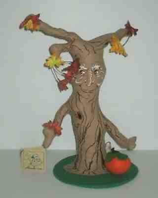 ANNALEE 15" Halloween Haunted Tree (Tan) w Orange Pumpkin ~ Tags ~ USA '96