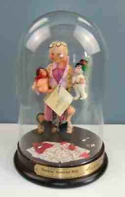 VINTAGE 1990 ANNALEE SELF PORTRAIT COLLECTOR DOLL Display Dome LTD ED Lot R