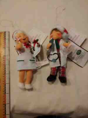 Annalee Pair. Nurse + Doctor. Christmas. 6.5". Dated 2002. With Ornament...