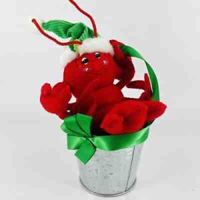 Annalee Mobiltee Figural Lobster in Bucket Christmas Felt Doll Stocking Cap 2011