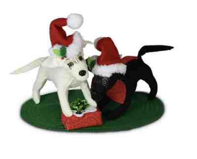 ANNALEE "CHRISTMAS MORNING PUPS" Dogs CHRISTMAS #760320 NWT