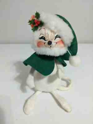 Annalee 1975 -1981 Green Christmas Hat Mouse + Holly Leaf 6"