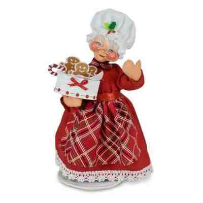 2020 Annalee ~ Christmas ~ 9" ~ "Sugar & Spice Mrs. Chef Santa" ~ #410920 ~ NWT
