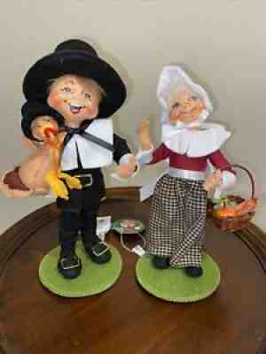 NWT 2 Limited Edition ANNALEE DOLLS 2018 Pilgrim Man #23/250 & Woman #28/250