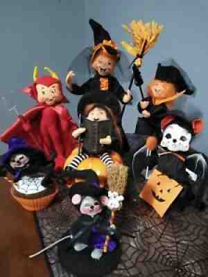 Lot Of 7 Annalee Halloween Dolls and 1 Thanksgiving Mouse