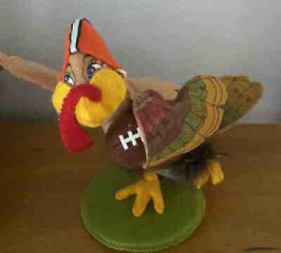 ANNALEE 2013 FALL THANKSGIVING "TOUCHDOWN TURKEY WITH FOOTBALL" 10" #351913 NWT