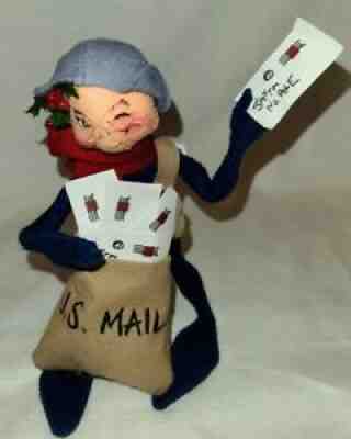 Annalee Mailman Elf (Winking) Mail Carrier 735198 ~ 1998