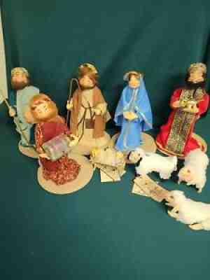10" Annalee Nativity Mary, Joseph, Baby Jesus, 3 Wise men, 3 sheep Excellent !