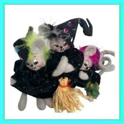 Annalee Halloween 2004 Triple Trouble Bunch Witch Mice Figurine