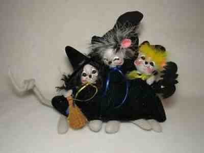 Triple Trouble 2005 Annalee 10" Three Witch Mice Figure - MINT