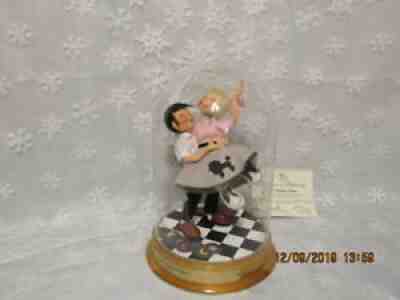 ANNALEE DOLLS 1996 10" FABULOUS FIFTIES WITH BASE COA MINT