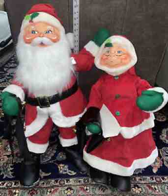 Annalee 2009 Classic Santa 30â? & Mrs Claus 28â? Christmas Dolls Set NWT! $310