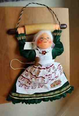 Brand New ANNALEE Mrs. Claus DOLL ADVENT COUNTDOWN Calendar Rolling Pin Vintage