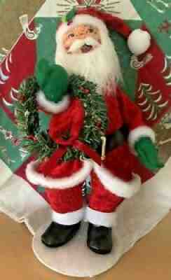 Annalee Doll 15" MERRY MINT SANTA With Wreath Christmas Holiday DÃ©cor 2014