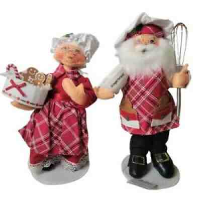 Annalee 9in Sugar & Spice Chef Mr & Mrs Santa Gingerbread Cooking Baking Dolls