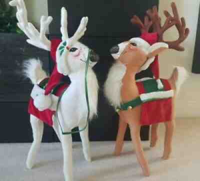 Vintage ANNALEE 2 Large REINDEERS 2005 Winterberry White & Brown 32â? Christmas
