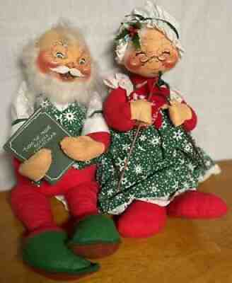 Vintage Annalee Mobiltee Mr & Mrs Santa Claus 1981 Large Painted Dolls Christmas
