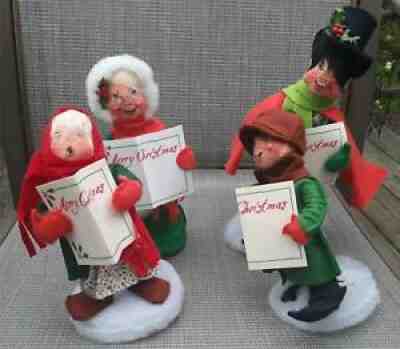 Set of 4 Vintage 1974-85 Annalee Mobilite Christmas Family Caroler Dolls