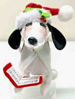 Annalee Christmas 6â? Caroling Hound Dog Red Stocking Hat w Music Book 2011