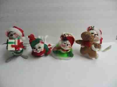 LOT of 4 Annalee Christmas Mouse Mice Present Gingerbread Man Sledding