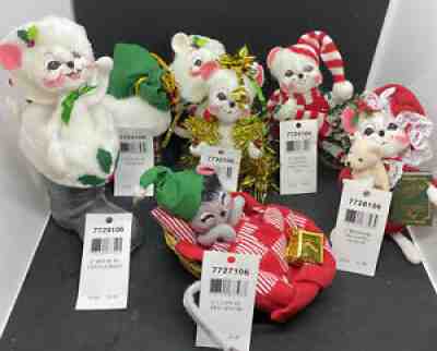 Lot 6- 2006 Annalee 6â? Mobilitee Christmas Mouse Dolls