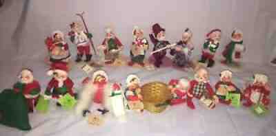 15 NWT Vintage Annalee Doll Lot Santa And Mrs Claus. 9 in And 8 in