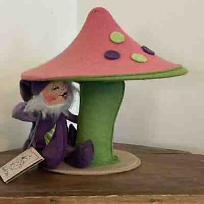 ANNALEE 1991 Handcrafted Elf GNOME Mushroom Figurine Garden Fairy PURPLE Pink