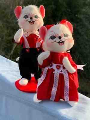 Rare & New VALENTINES DAY Sweetheart Boy & Girl SET ANNALEE Dolls 10" â?¬ 2009  ?¬ ¤ 