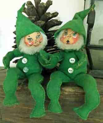 Rare Pair of Vintage 1966 Annalee Green Elves in Excellent Condition 9"