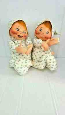 Lot of 2 Annalee Little Twin Babies in Holly Pajamas Sleepy Time 1990 21" Tall