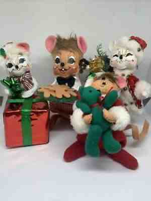 Annalee Lot of 3 Christmas Dolls Mouse Mice Cookies Caroler Presents ¼ ¼ 2010 2014