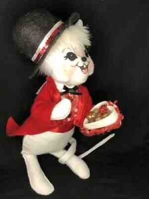 Annalee Doll Mouse Box of Chocolate Candy Top Hat Poseable 10" Figure Valentine