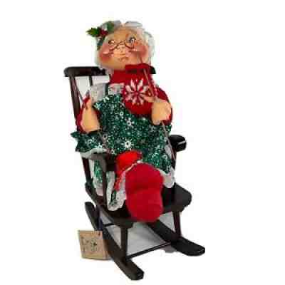 Rare 1988 Annalee 17" Mrs. Claus knitting dark wood rocking chair W/ tags 5627