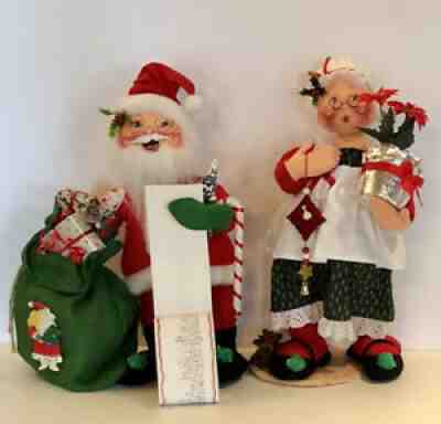 Annalee Christmas 1992 18" Santa with a Gift List and Mrs Claus with Poinsettia