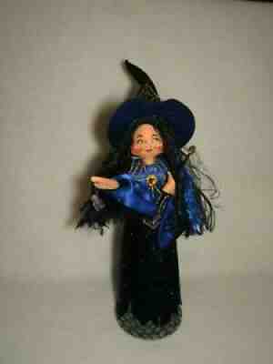 Casting A Spell 2004 Annalee 15" Halloween Witch Figure