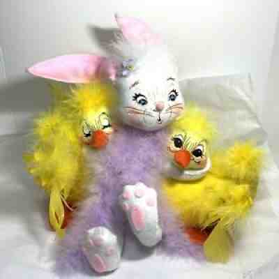 ANNALEE 2006 Bunches Of Bunny Hugs Rabbit Chicks FEATHERS Wall Tabletop EASTER