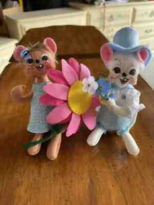 Annalee Doll 2017 Blue Skies Spring Boy Mouse w/Flower & Spring Girl W/Flower
