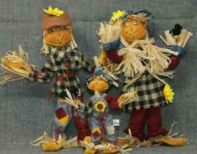 2021 ANNALEE MOBILITEE Scarecrow Family set of 3, 7" - 11" Crows Sunflowers EPOC
