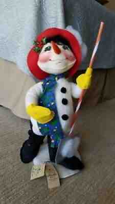 Vintage 1998 Annalee 18-inch "Shoveling Snowflakes" Mobilitee Doll