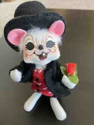 Annalee 8" Sweetheart Valentine's Day Mouse Red Rose Tuxedo Boy 2019 NWOT