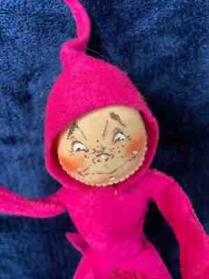 Vintage Annalee Elf 1961 Hot Pink Felt, Woven Tag, Painted Face Meredith NH 9.5"