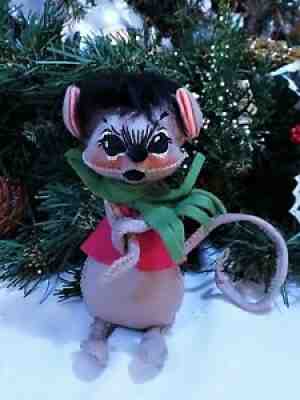 Annalee singing mouse in chartruse jacket 7" Very Rare USA
